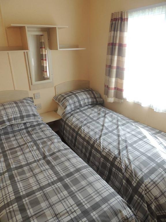 Holidays At Perran Sands Holiday Park 佩伦波斯 外观 照片